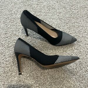 Black & White 10M Kenneth Cole New York